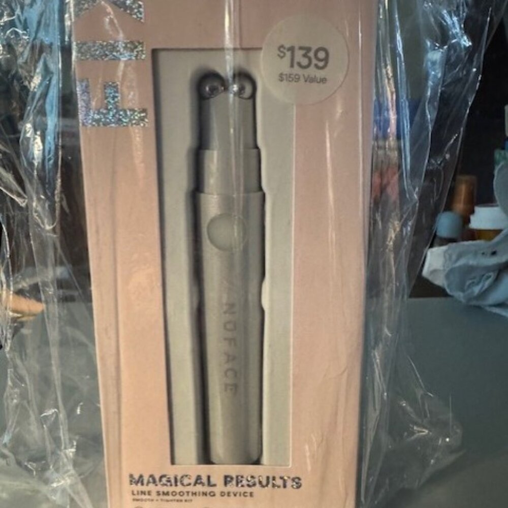 NuFACE Ice Fix Line 2pc Gift Set (includes serum)